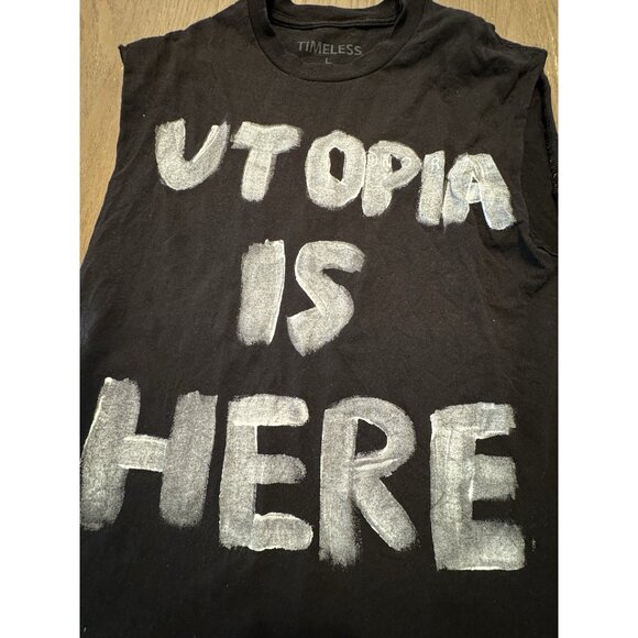 Timeless Black Size Large Spell Out Utopia Is Here Noir Cut Off Tank USA - Picture 2 of 7